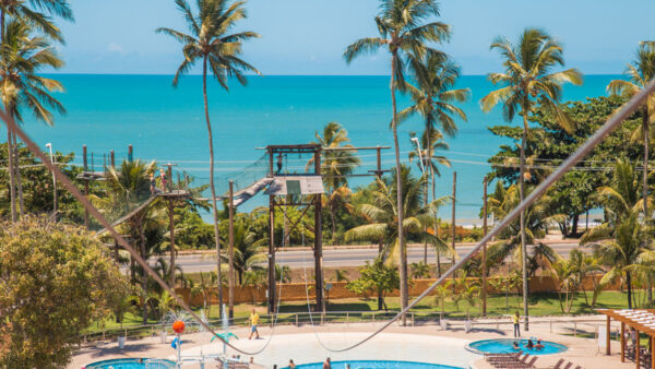 Porto Seguro Praia Resort All Inclusive tirolesa lazer vista para o mar