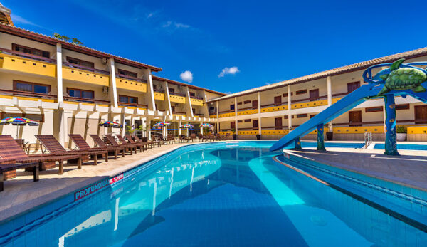 Porto Calem All Inclusive piscina area de lazer