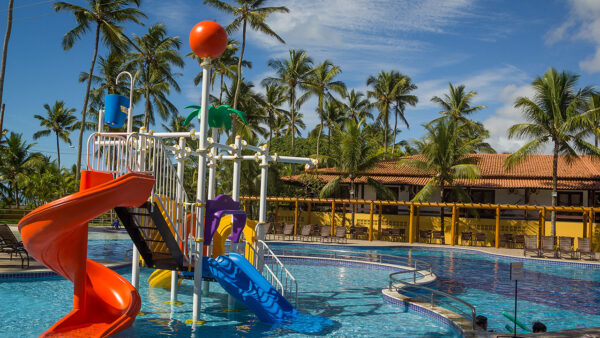 porto seguro praia resort lazer piscina infantil